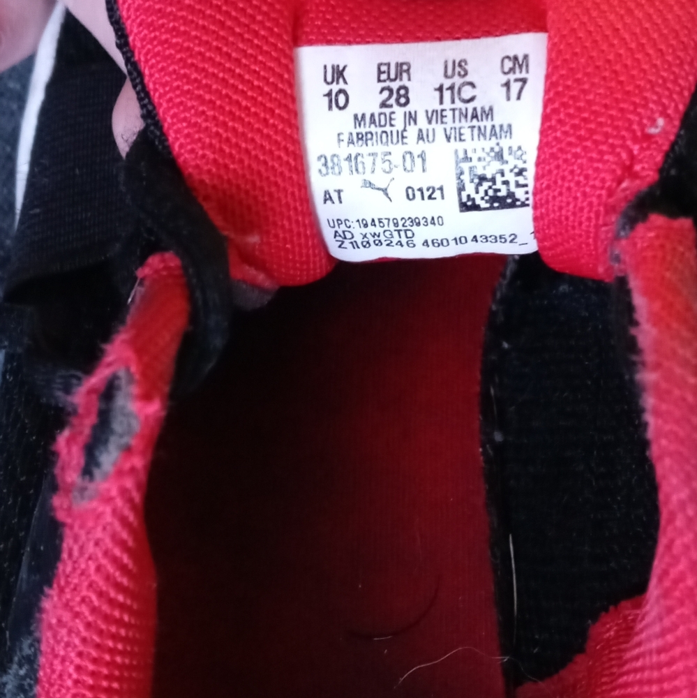 Shoes - Picture 2 of 4